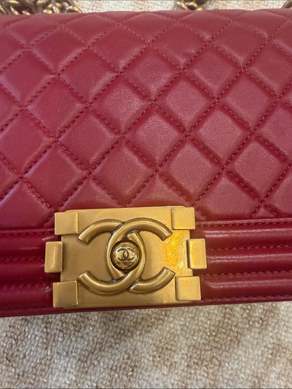 CHANEL Quilted Shoulder Bag in Burgundy with Gold Hardware